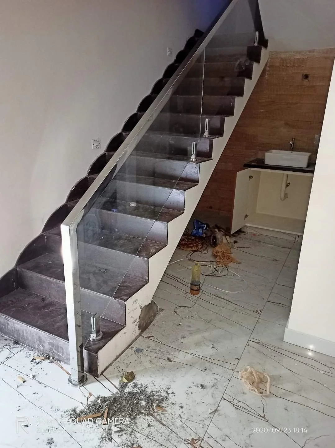 Ralling tangga stainless kaca 1