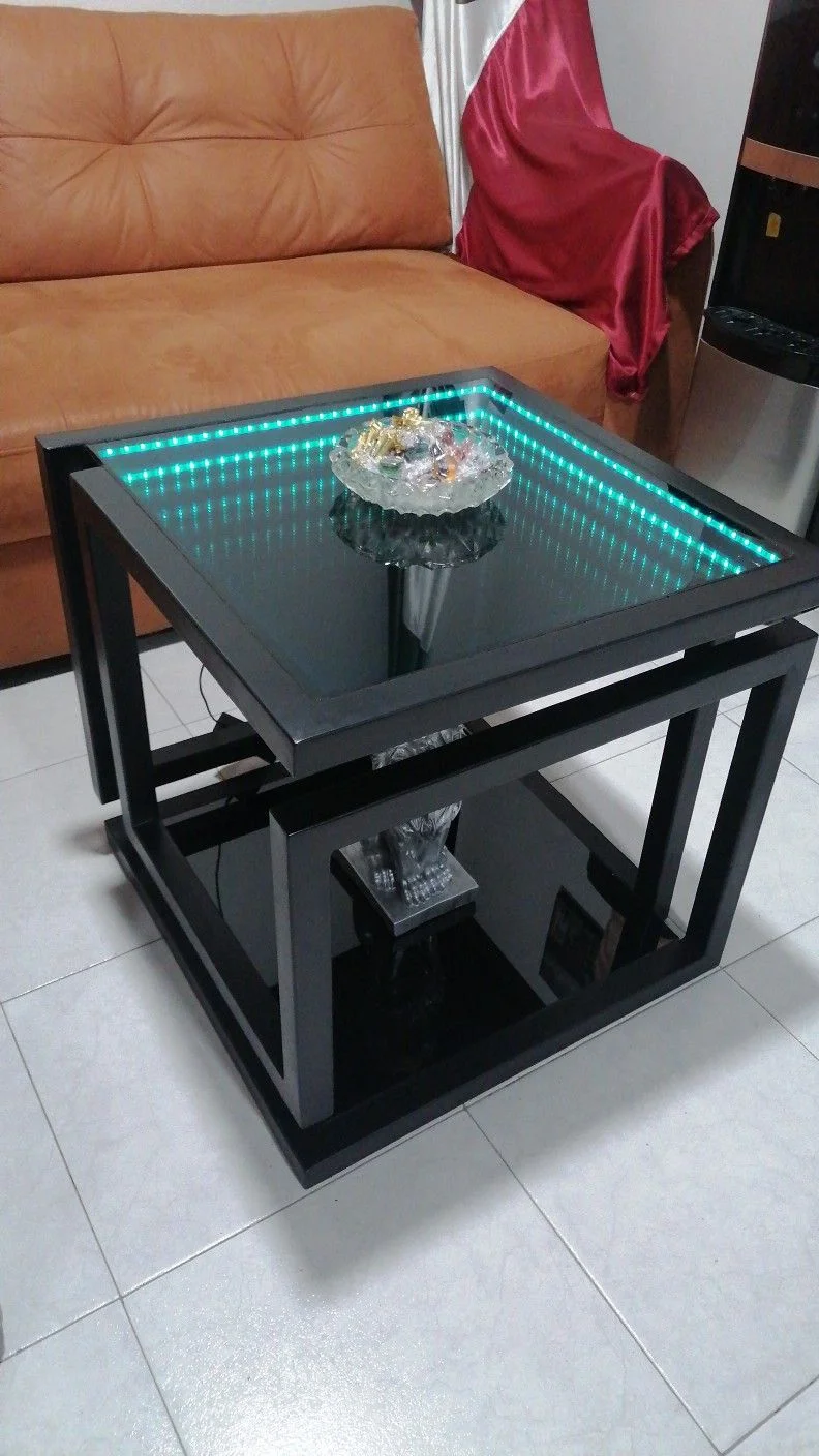 Infinity mirror iron table